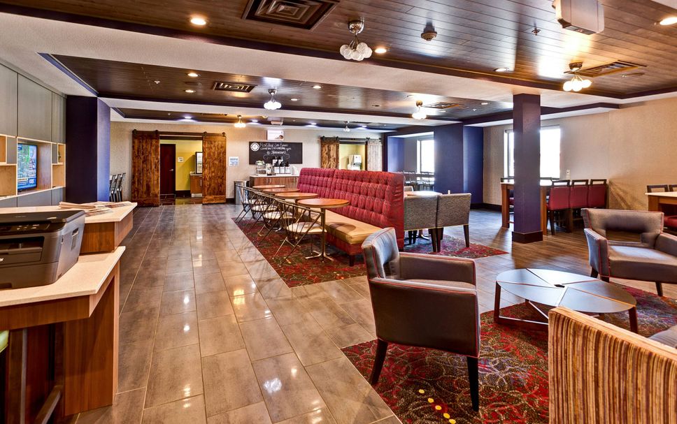 Lounge Photo
