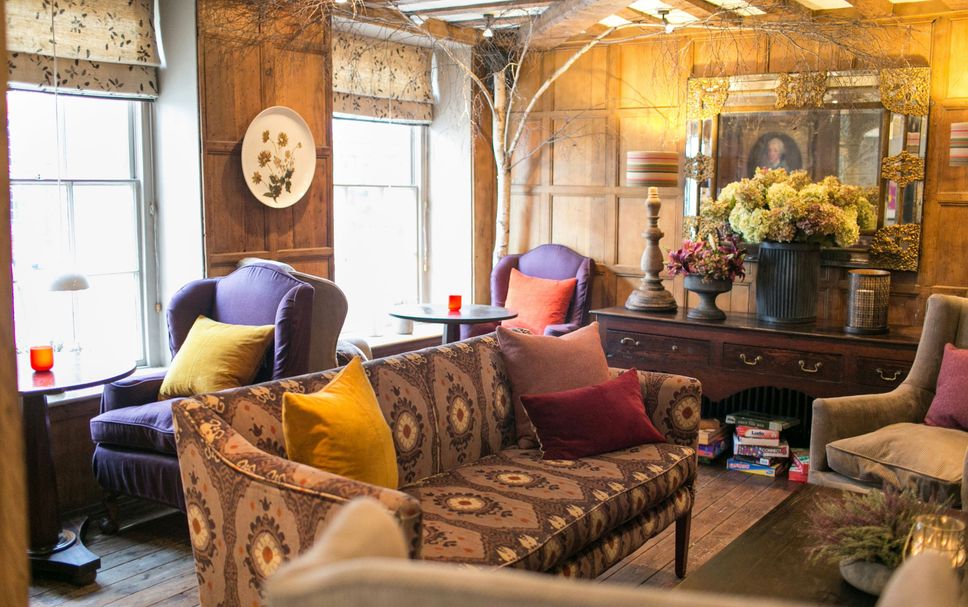 Lounge Photo