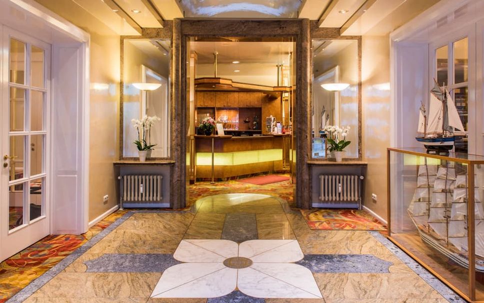 Lobby Photo