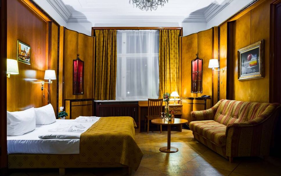 Bedroom Photo