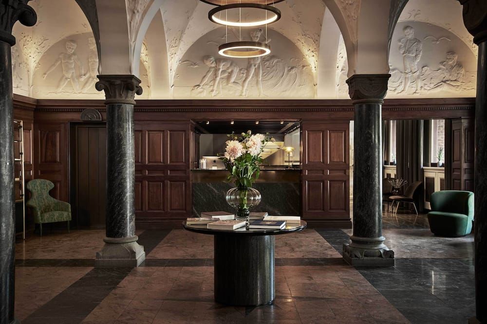 Lobby Photo