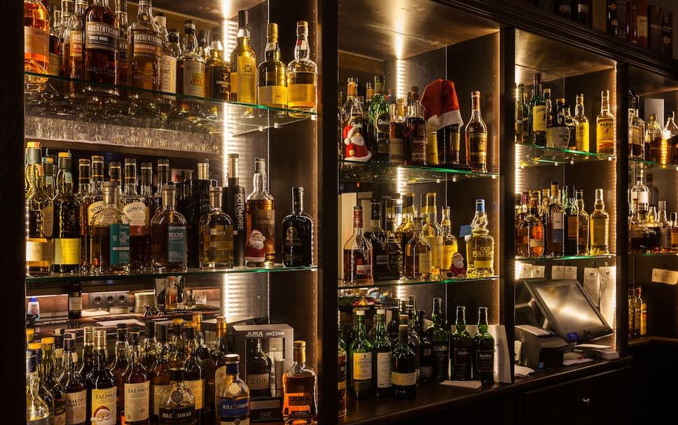 Bar Photo