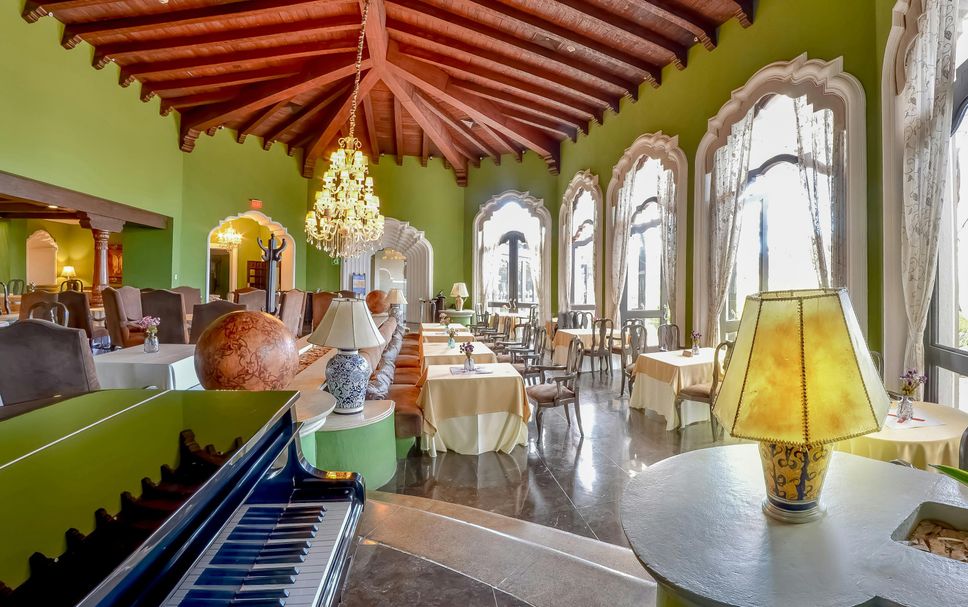 Restaurant Photo