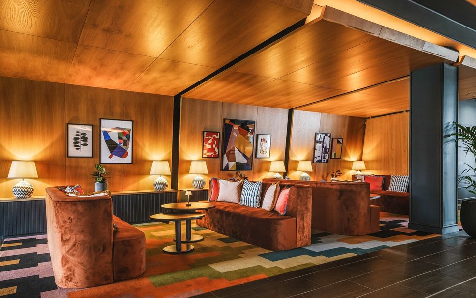 Lounge Photo