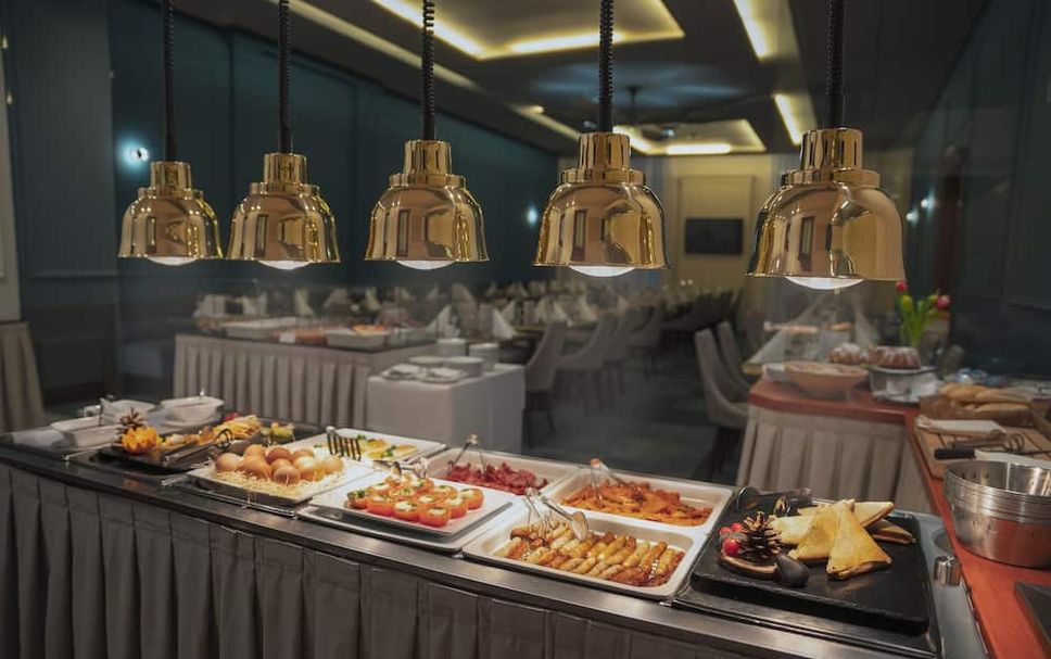 Buffet Photo