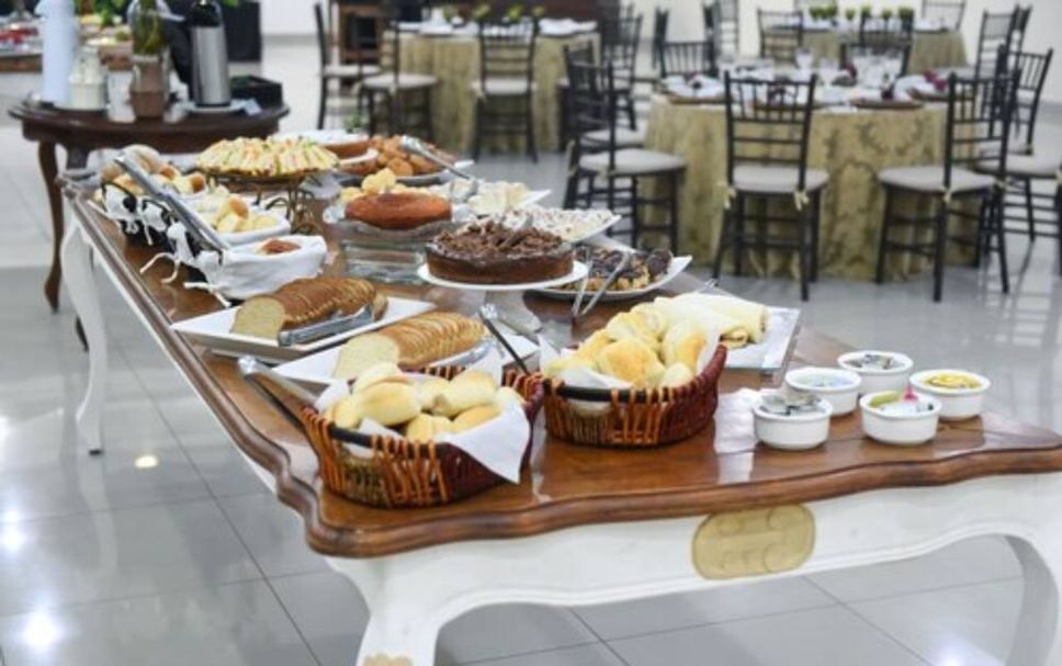 Buffet Photo
