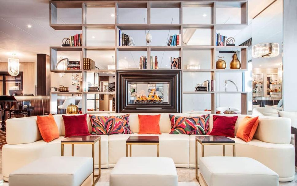 Lounge Photo