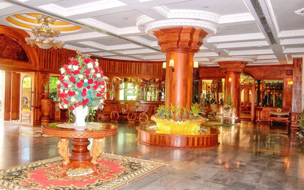 Lobby Photo