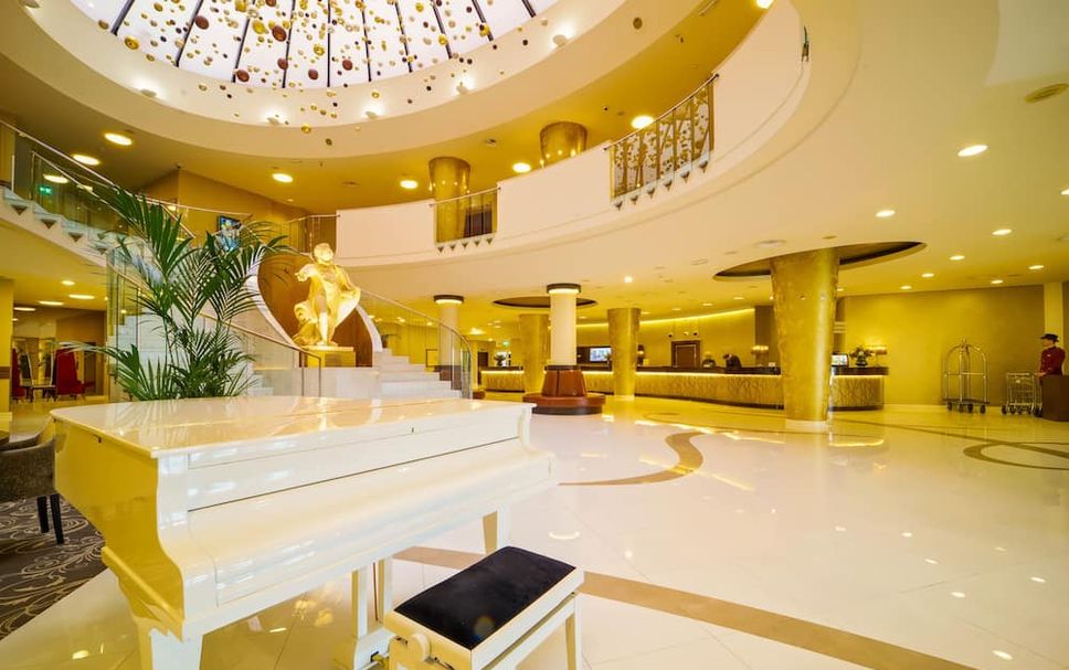 Lobby Photo