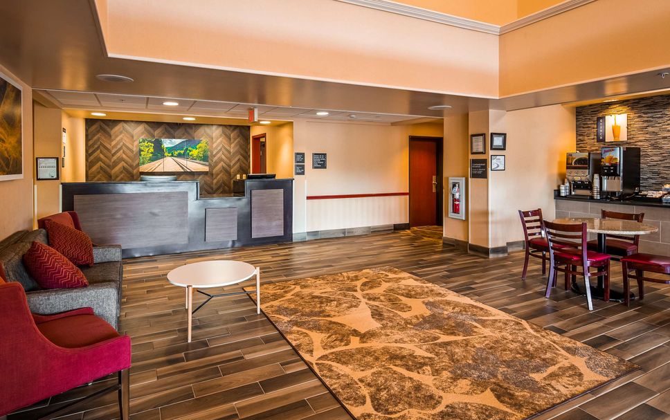 Front desk Photo