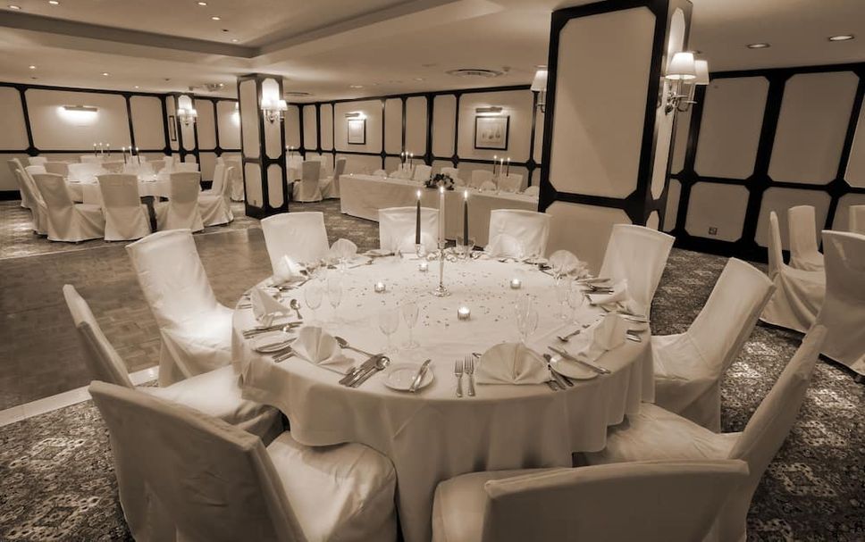 Banquet hall Photo