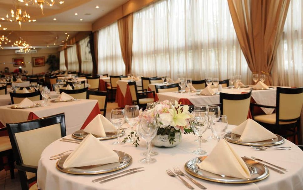 Banquet hall Photo