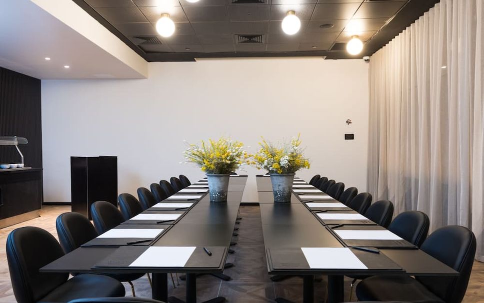 Conference room Photo
