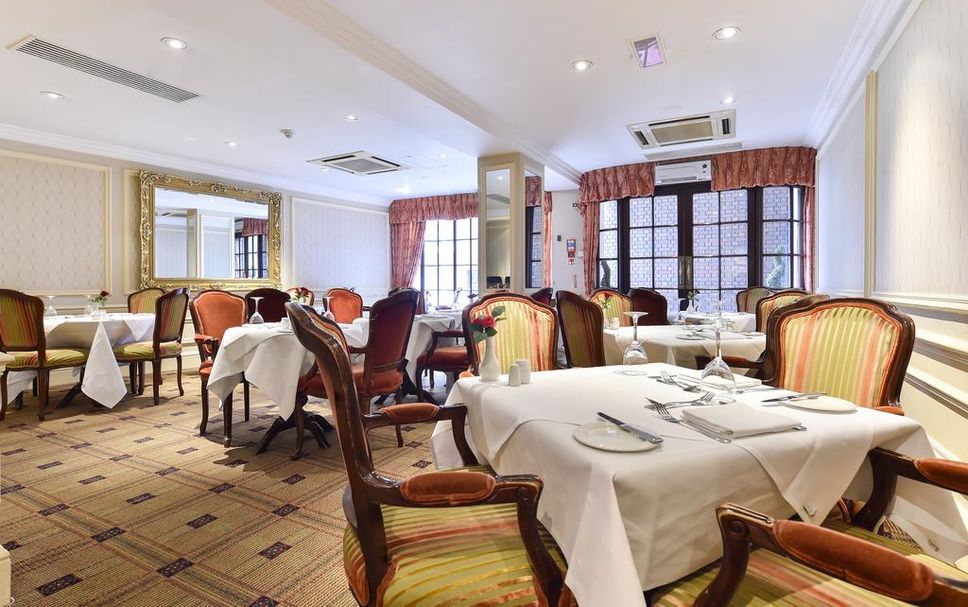 Restaurant Photo