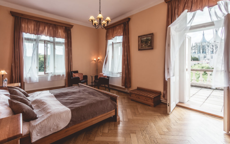 Bedroom Photo